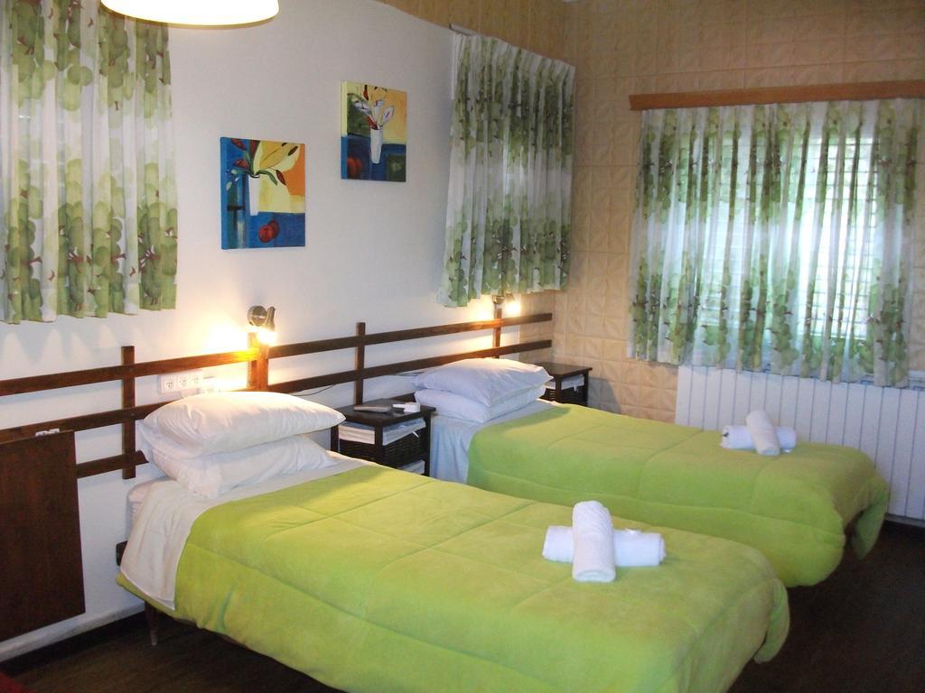 Safed Inn Екстериор снимка